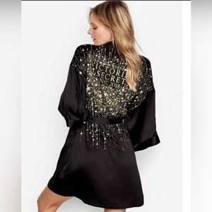 XS/S Vs Victoria’s Secret 2018 Fashion Show Glitter gold bling Stars Black robe